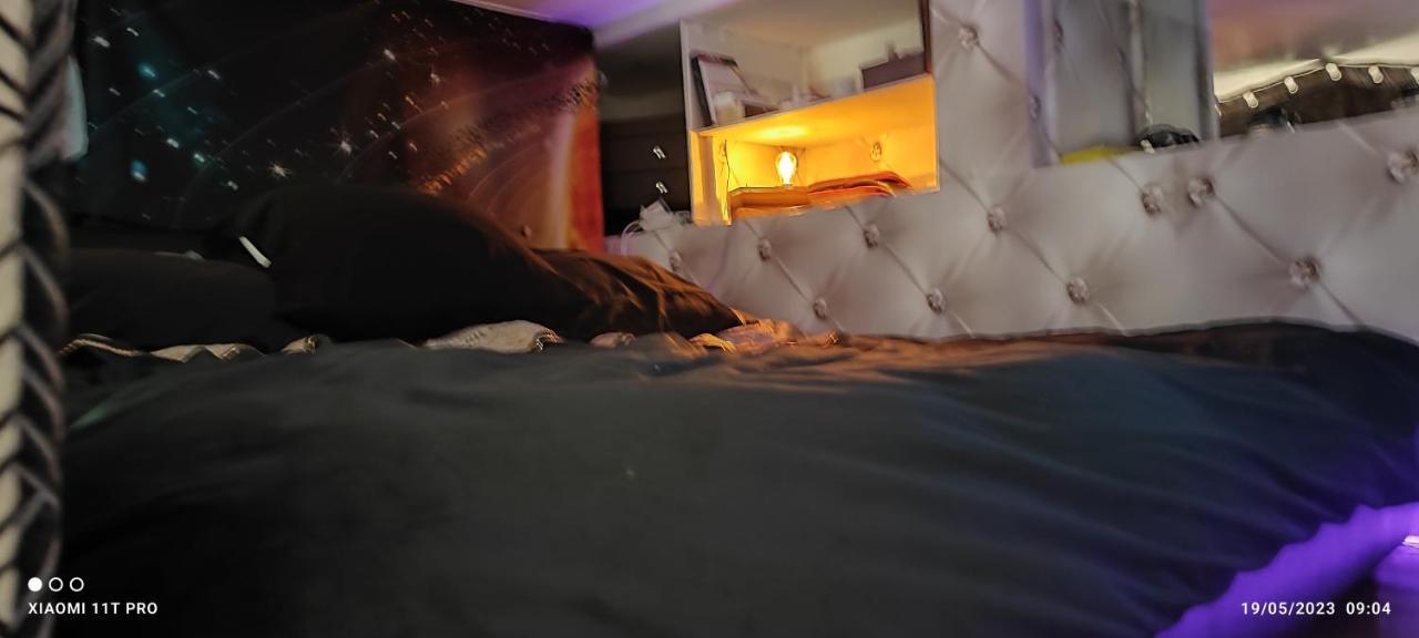 פריז Magnifique Studio Au Coeur Du Marais מראה חיצוני תמונה